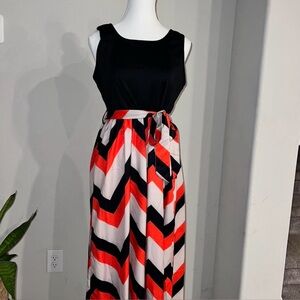 Sleeveless Black and Red Chevron Maxi Dress with Waist Tie